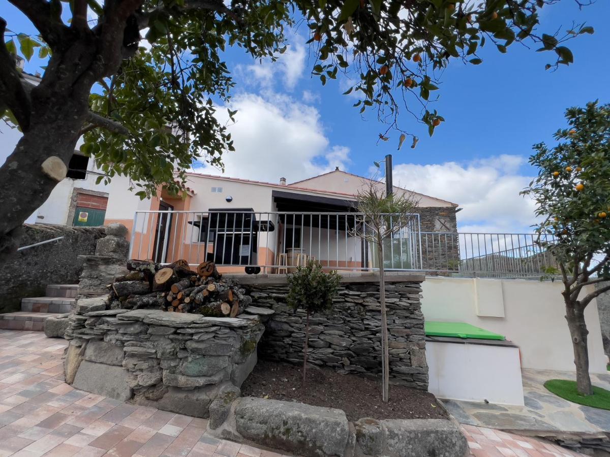 Casalagata Villa Alcantara  Luaran gambar